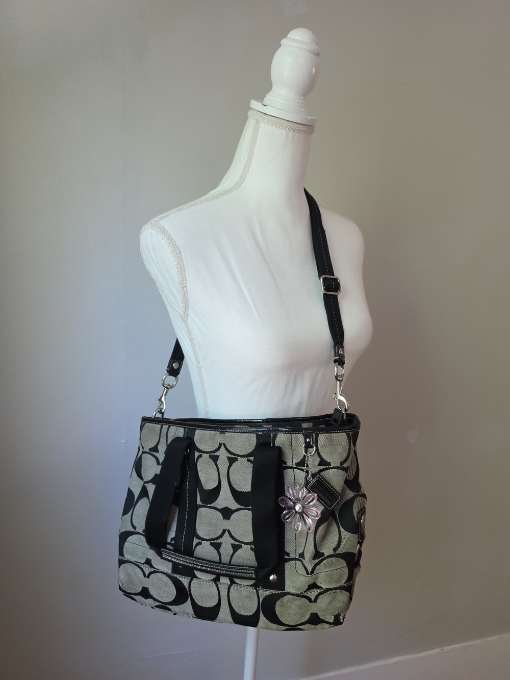 Coach Kyra Daisy Signature Handbag With Adjustable Strap